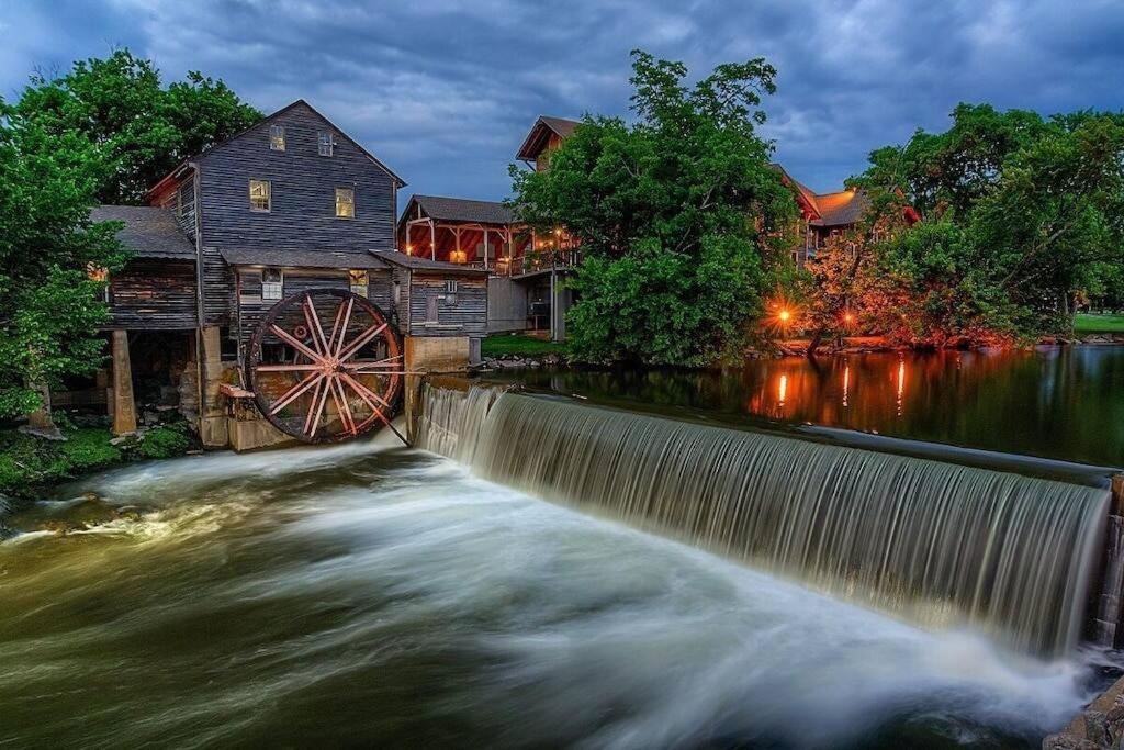 Moonlight Cottage - Your Romantic & Scenic Escape Sevierville Exteriér fotografie