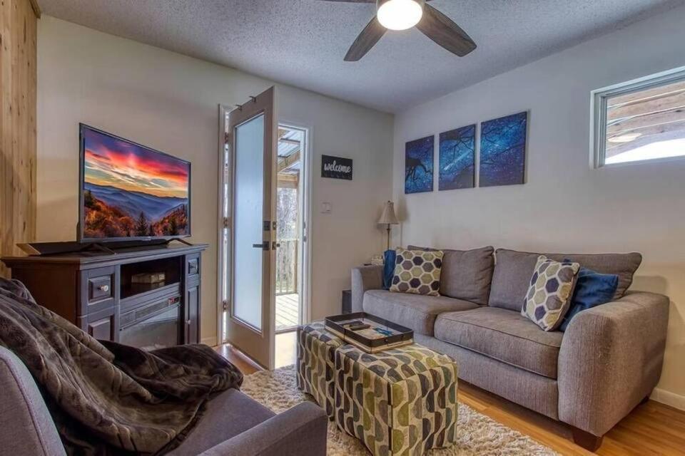 Moonlight Cottage - Your Romantic & Scenic Escape Sevierville Exteriér fotografie